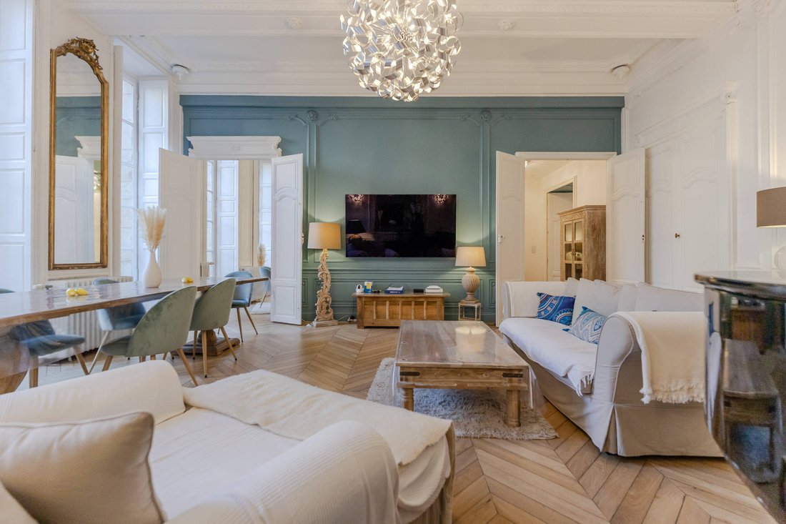 Townhouse in Grangier, Dijon, France 1 - 18680739