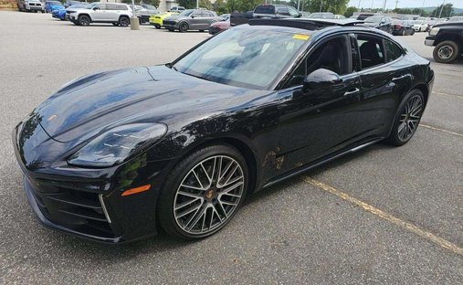 2025 Porsche Panamera 4 Sedan 4D in Paterson, NJ, United States 1