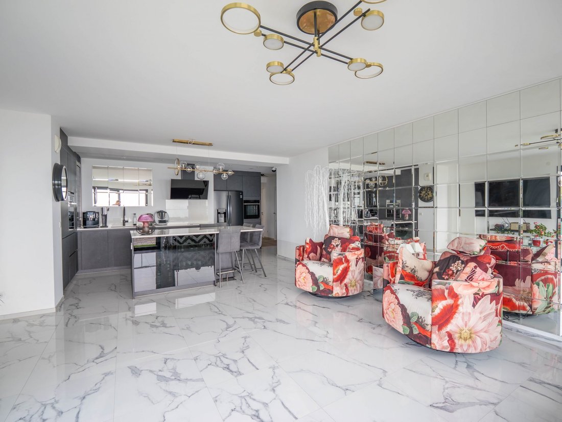 Apartment in Bord du Lac, Evian-les-Bains, France 3 - 18670433