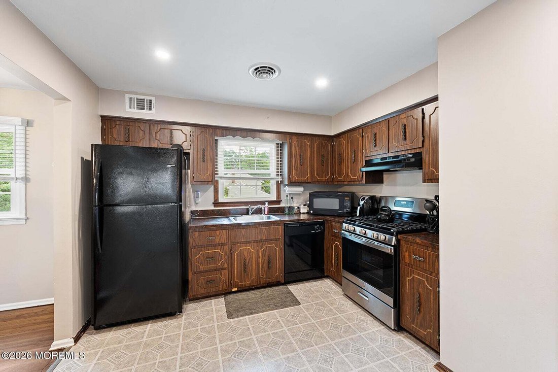 House in North Middletown, New Jersey, United States 5 - 18680173