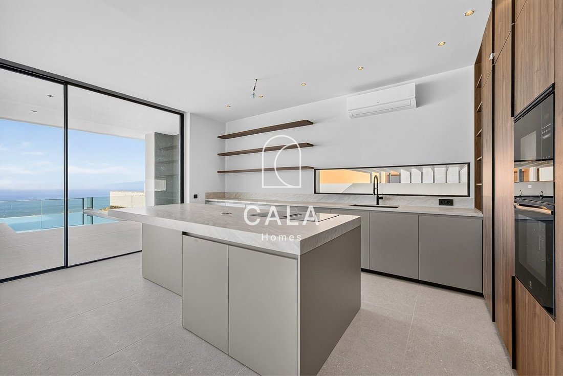 Villa in Adeje, Canary Islands, Spain 5 - 18680146