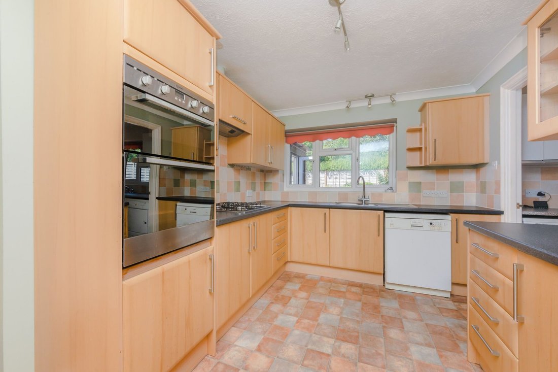 Bungalow in Ringmer, England 4 - 18681328