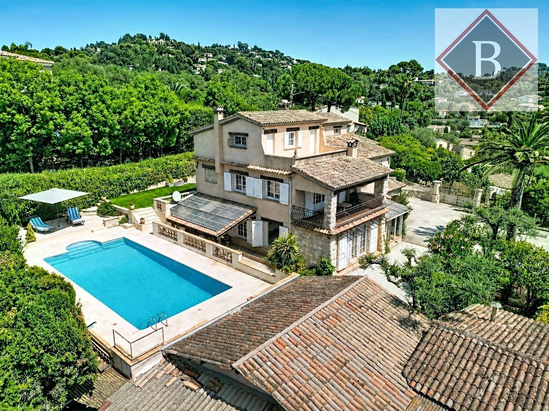 Villa in Mougins, Provence-Alpes-Côte d'Azur, France 1 - 18684446