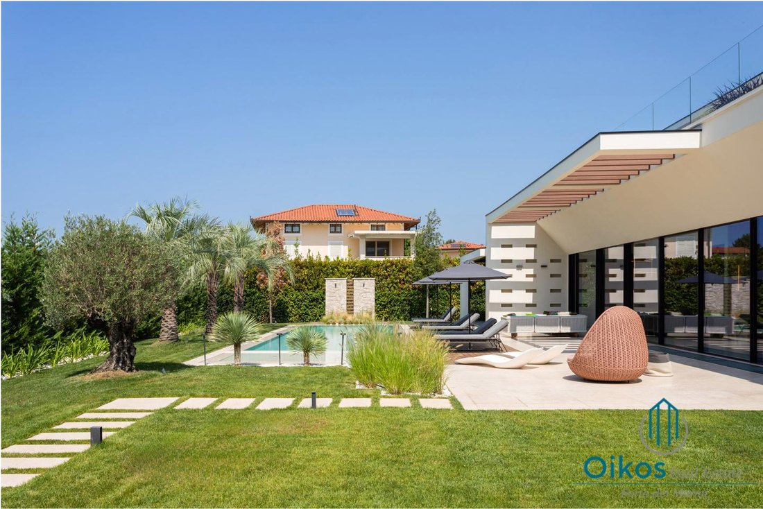 Villa in Caranna-Vaiana, Forte dei Marmi, Tuscany 3 - 18683055