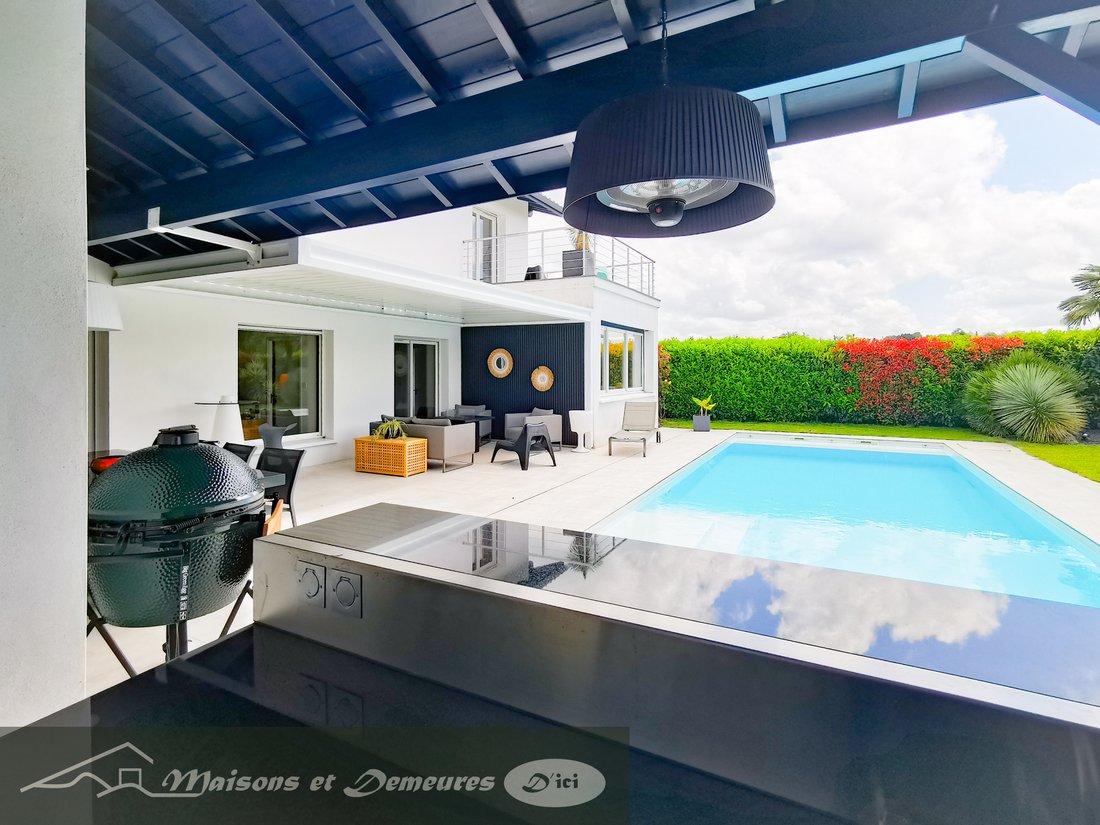 Villa in Saint-Pierre-d'Irube, Nouvelle-Aquitaine, France 4 - 18680780