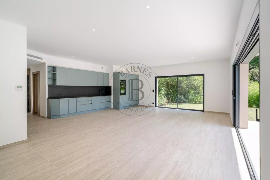 Villa in Mougins, Provence-Alpes-Côte d'Azur, France 5 - 18681391