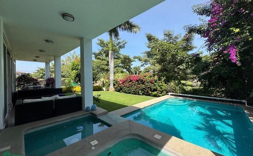 Casa en Fraccionamiento Club de Golf Paraíso, Morelos, México 1