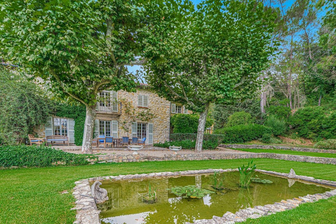 House in Châteauneuf-Grasse, Provence-Alpes-Côte d'Azur, France 4 - 17402045