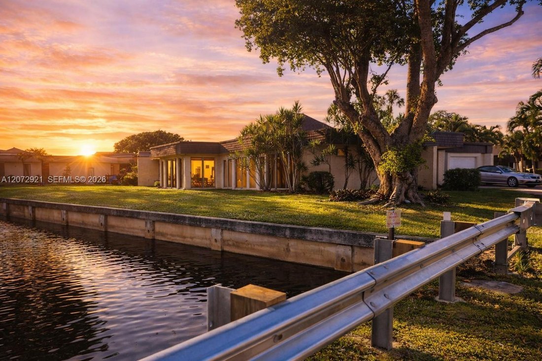 House in Coral Springs, Florida, United States 3 - 18683261