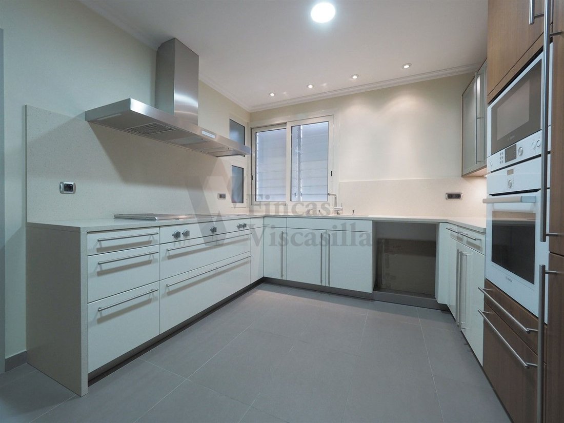 Apartment in Sarrià-Sant Gervasi, Barcelona, Spain 3 - 18680679