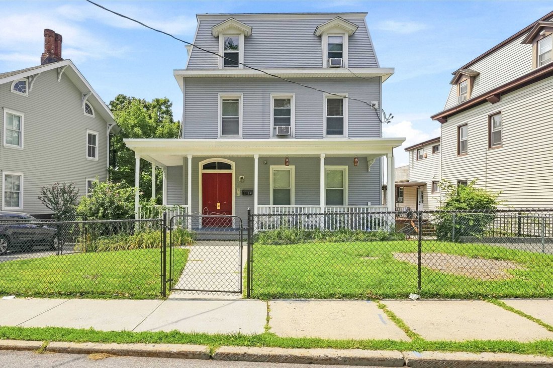 Rye, New York, United States 1 - 18684253
