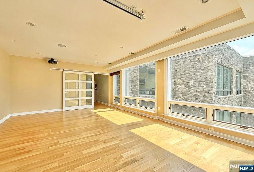 Condo in Edgewater, New Jersey, United States 5 - 18681755