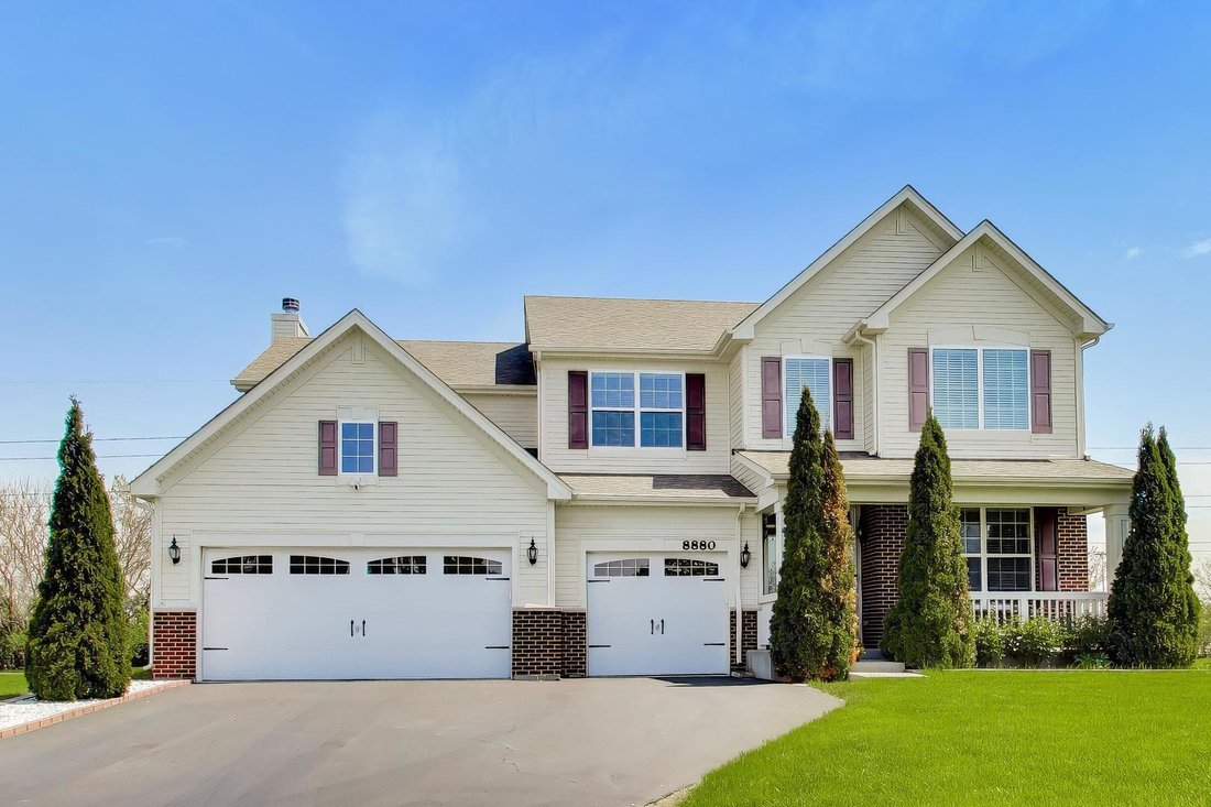 House in Huntley, Illinois, United States 1 - 18682722