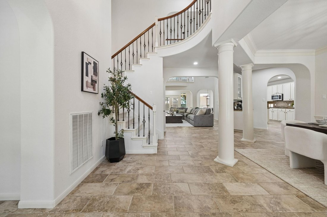 House in The Woodlands, Texas, United States 3 - 18683068