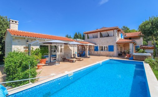 House in Porec, Istria County, Croatia 1