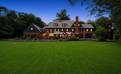 House in Brookline, Massachusetts, United States 1