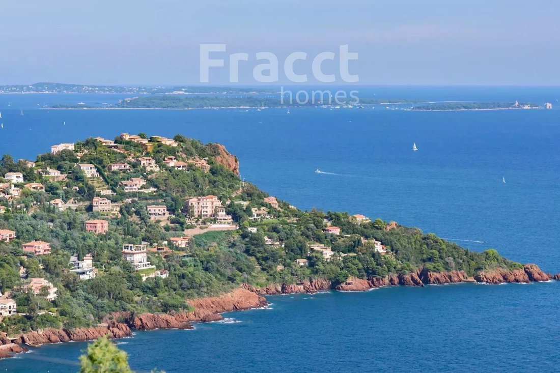 Villa à Le Dramont-Agay-Anthéor-Le Trayas, Saint-Raphaël, France 2 - 16725362