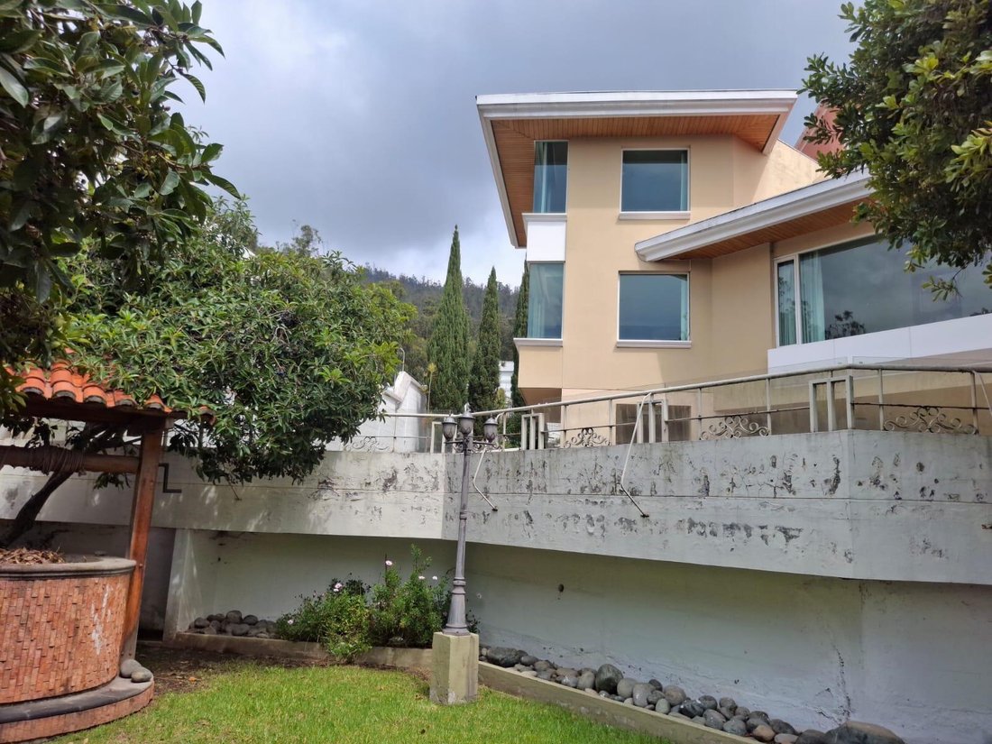 House in Quito, Pichincha, Ecuador 5 - 18683570