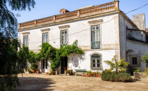 Country House in Azambuja, Lisbon, Portugal 1