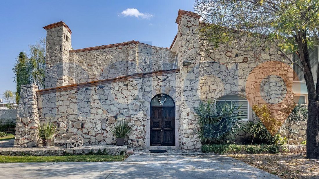 House in Corregidora Municipality, Querétaro, Mexico 2 - 18683590