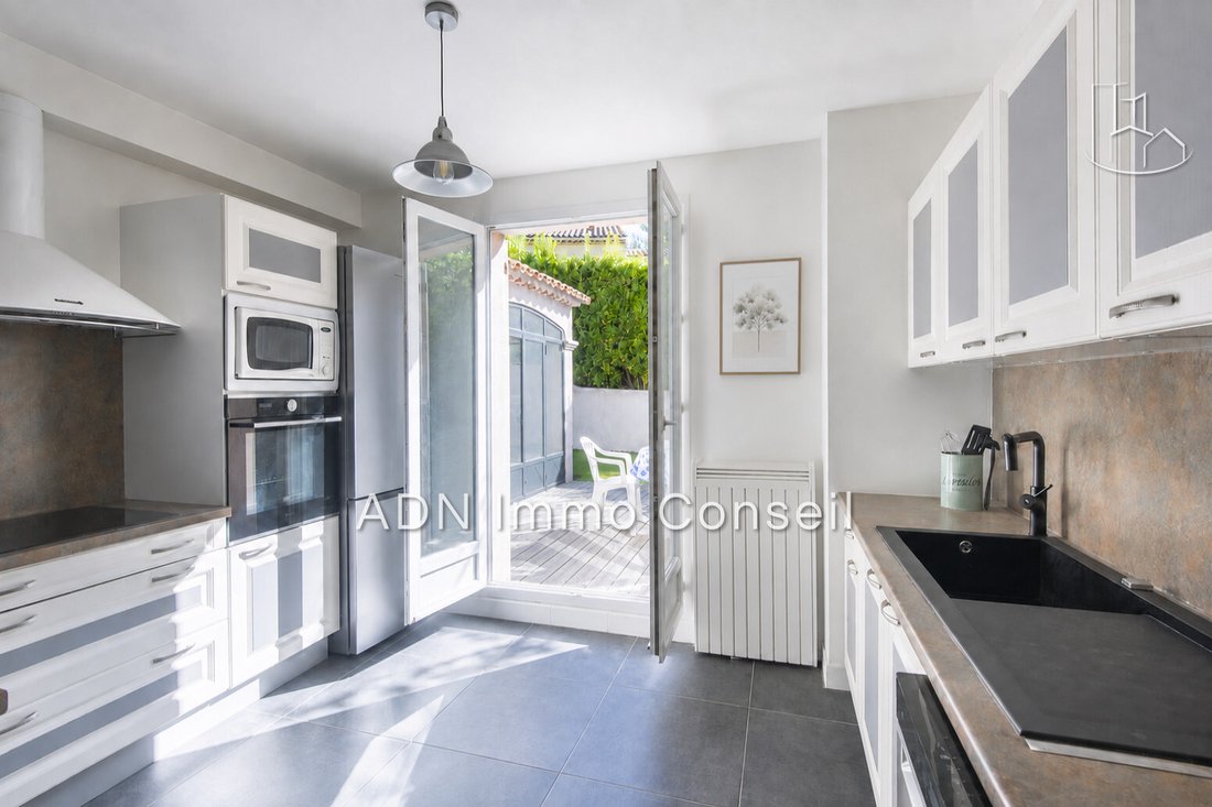 Villa in Mallemort, Provence-Alpes-Côte d'Azur, France 5 - 16141788