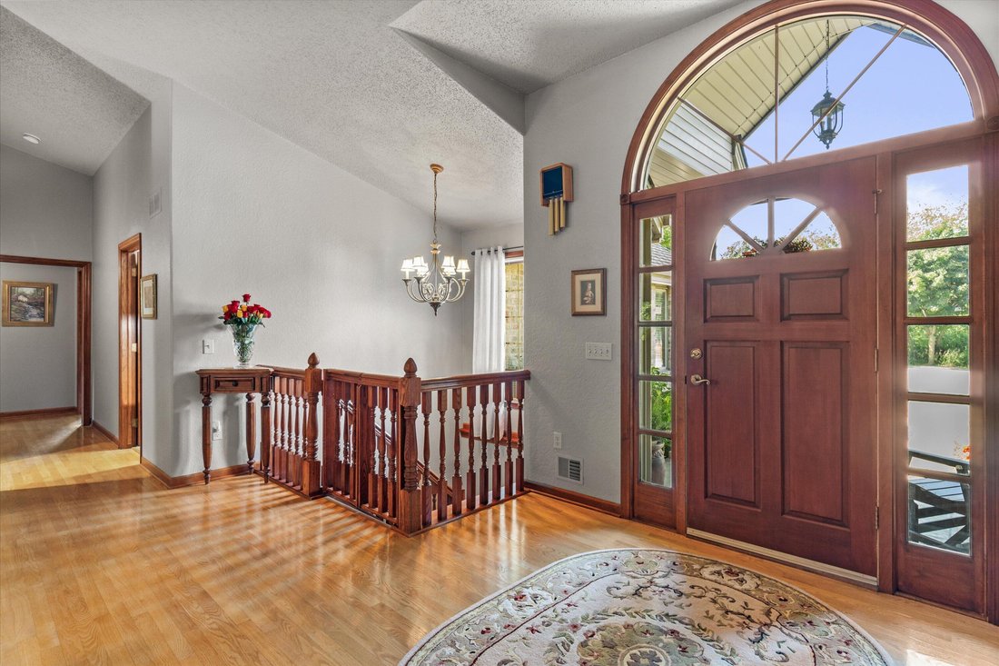 House in Franklin, Wisconsin, United States 4 - 18681150