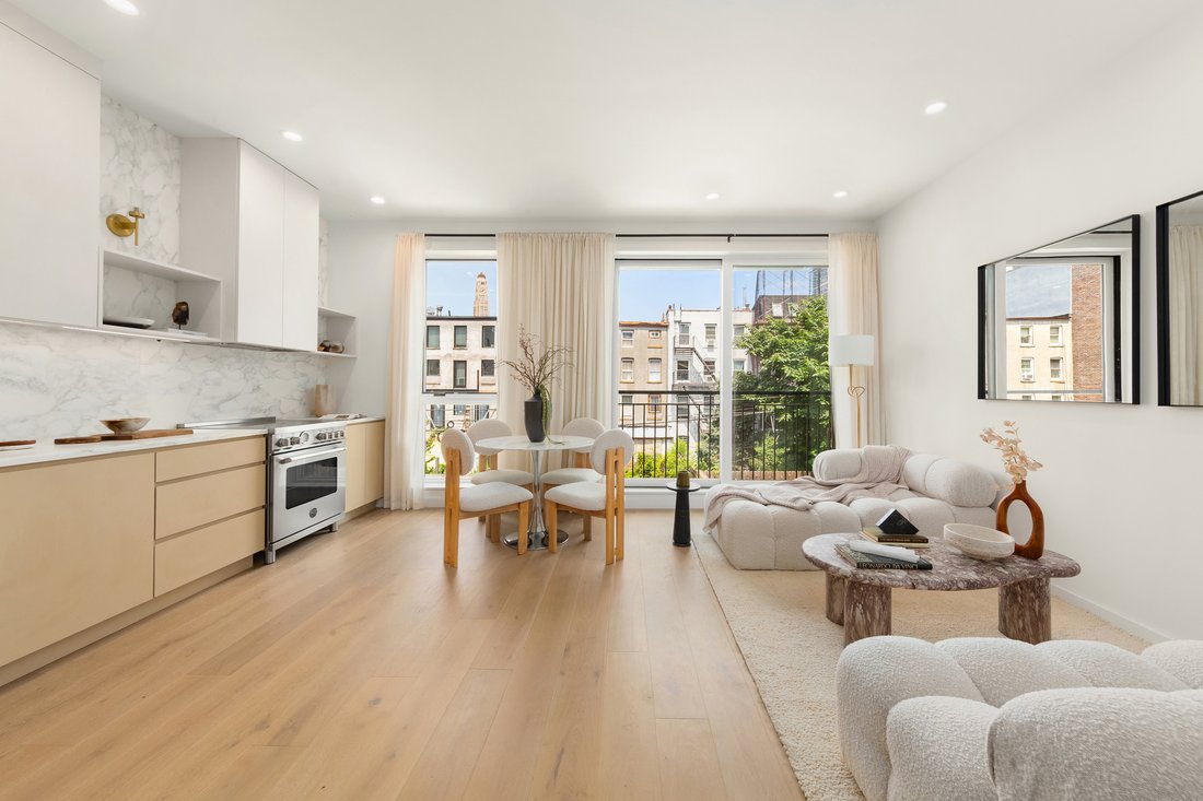 Condo in New York, New York, United States 2 - 18683237