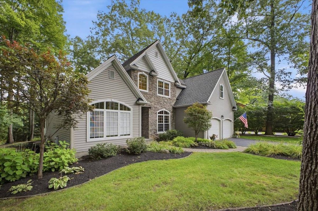 House in Saratoga Springs, New York, United States 4 - 18680579