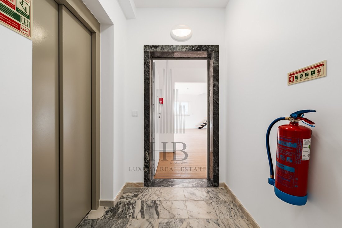 Apartment in Loures, Lisbon, Portugal 2 - 18683461