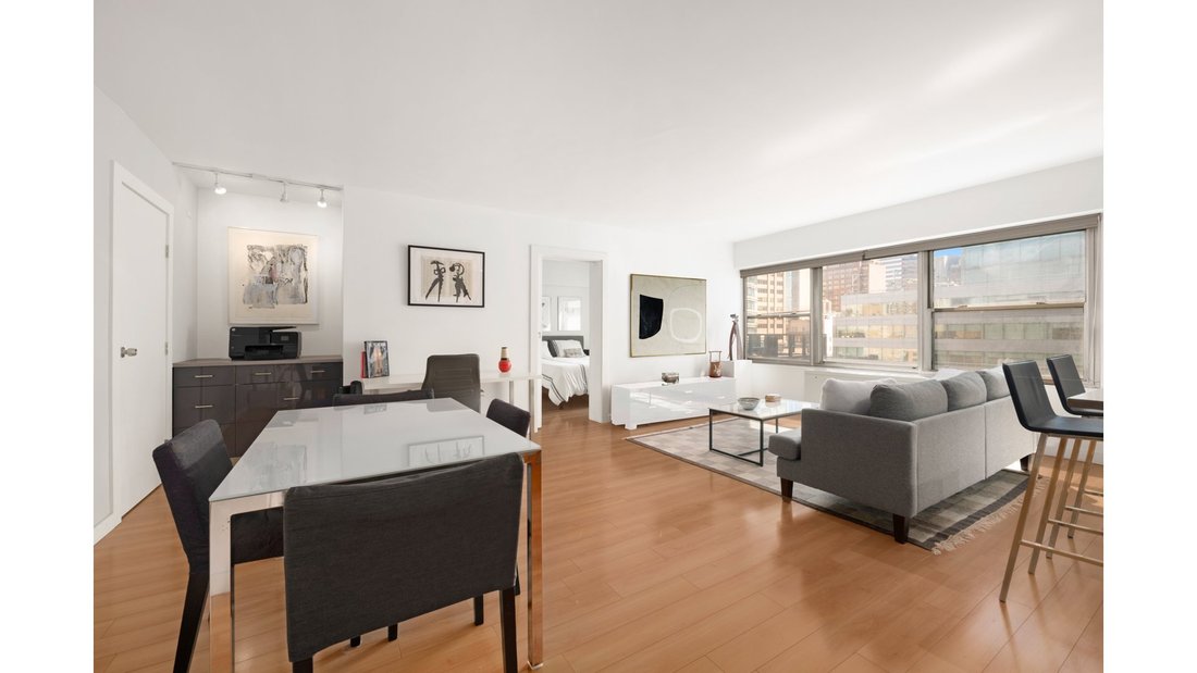 Co Op in New York, New York, United States 2 - 18683293