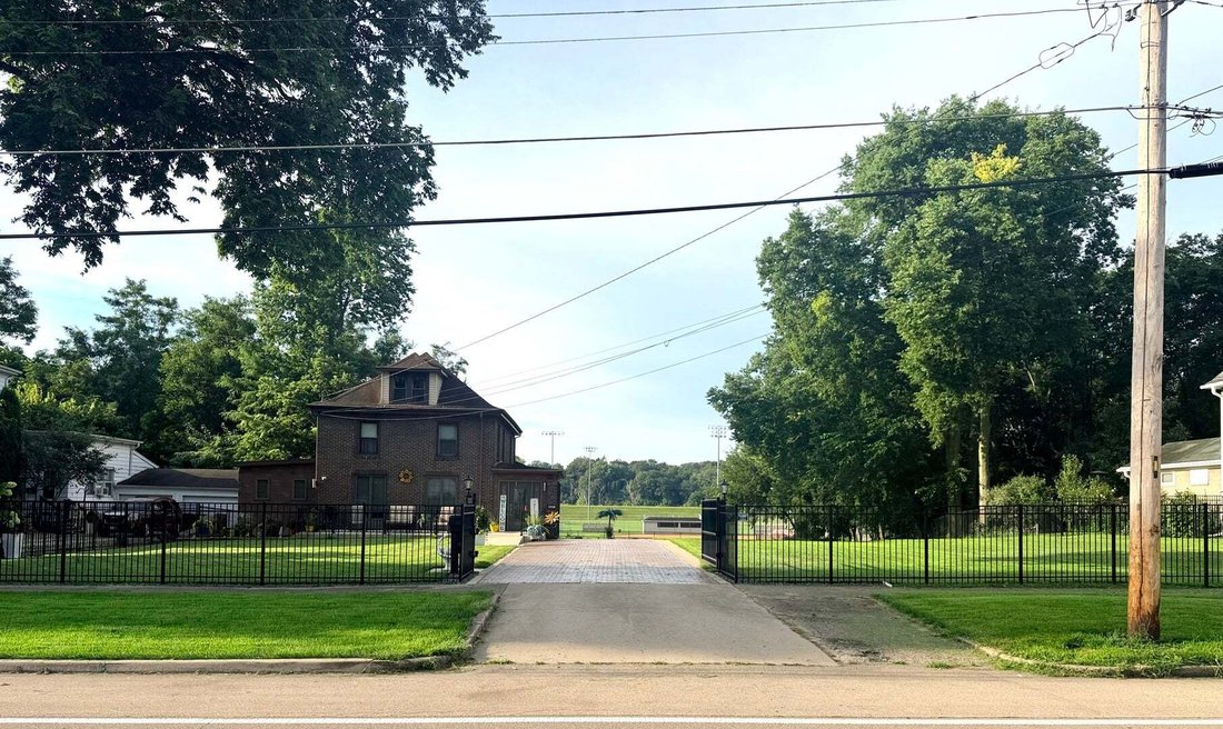 House in Ottawa, Illinois, United States 1 - 18680927