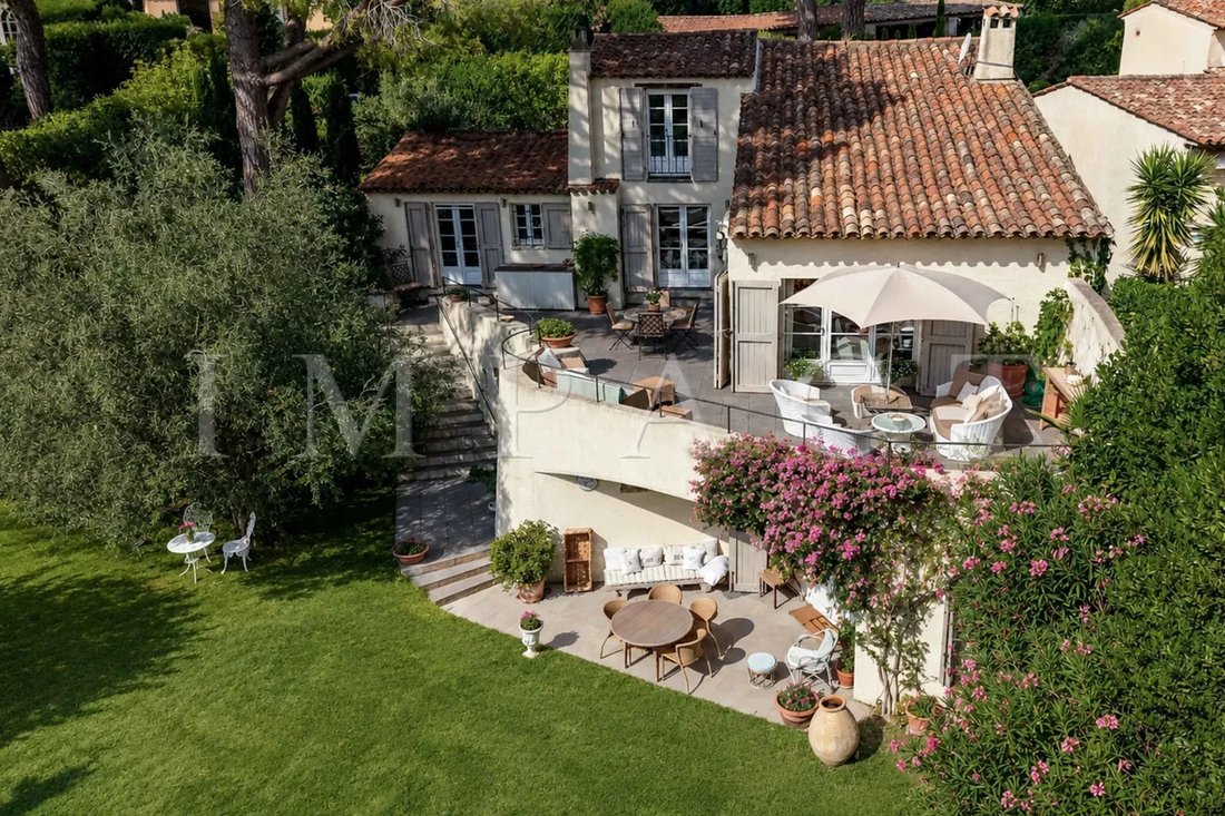 Villa in Les Indes les-Groulles, Mouans-Sartoux, France 1 - 18681308