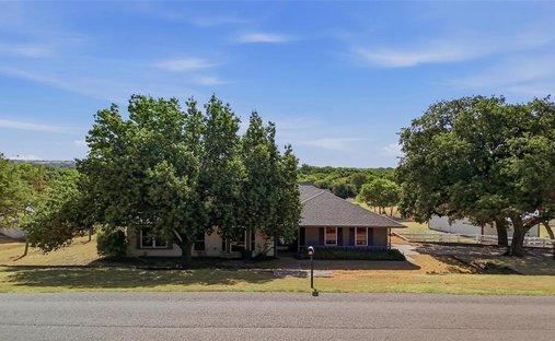 House in Weatherford, Texas, United States 1
