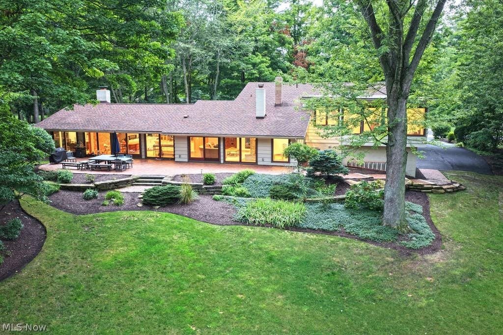 House in Pepper Pike, Ohio, United States 2 - 18684505