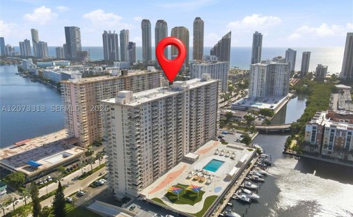 Appartement à Golden Beach, Floride, États-Unis 1
