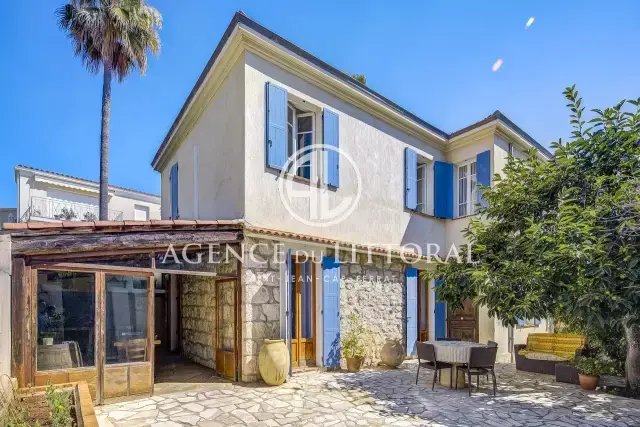 House in Saint-Jean-Cap-Ferrat, Provence-Alpes-Côte d'Azur, France 1 - 18447640