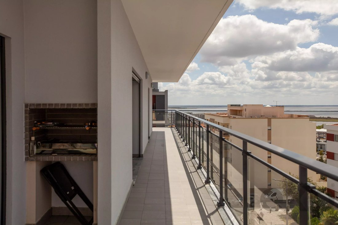 Apartment in Povoa de Santa Iria e Forte da Casa, Lisbon, Portugal 4 - 18681578