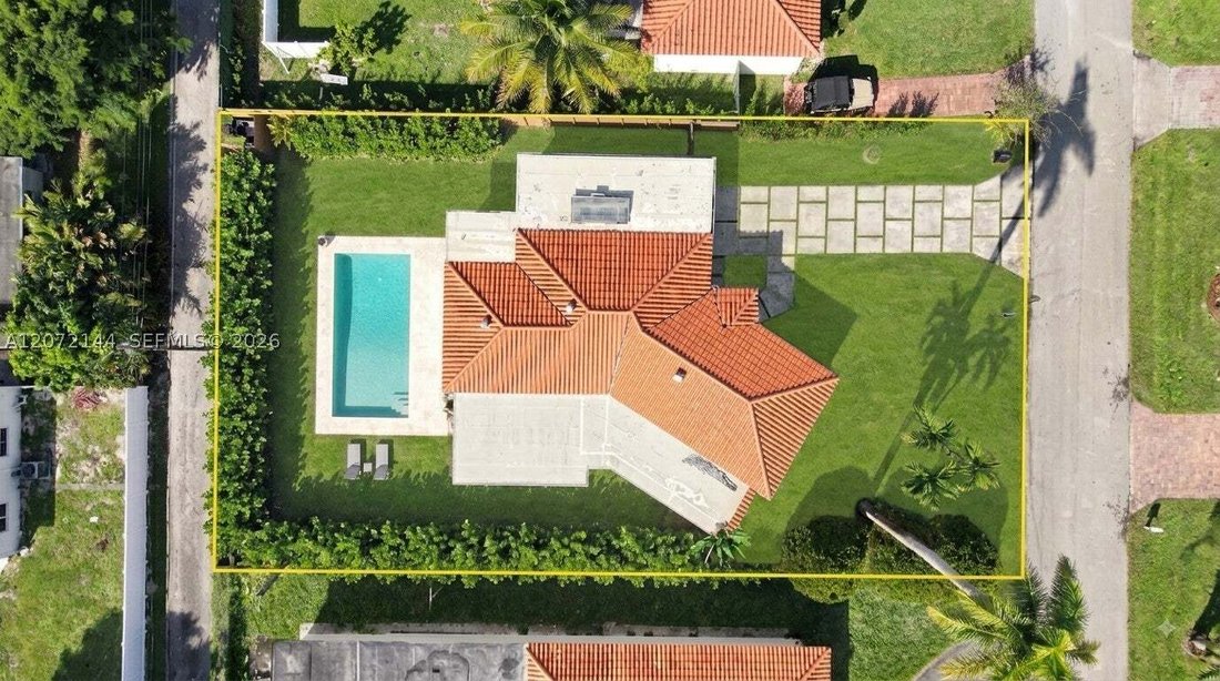 House in Miami, Florida, United States 3 - 18682365