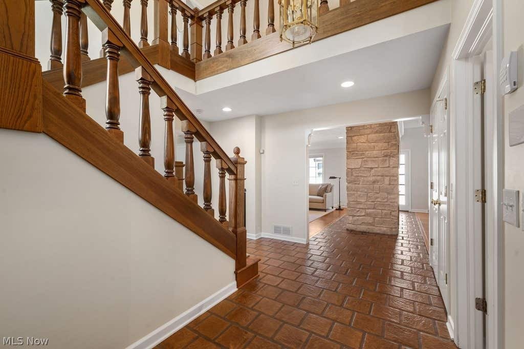House in Lakewood, Ohio, United States 3 - 18684480