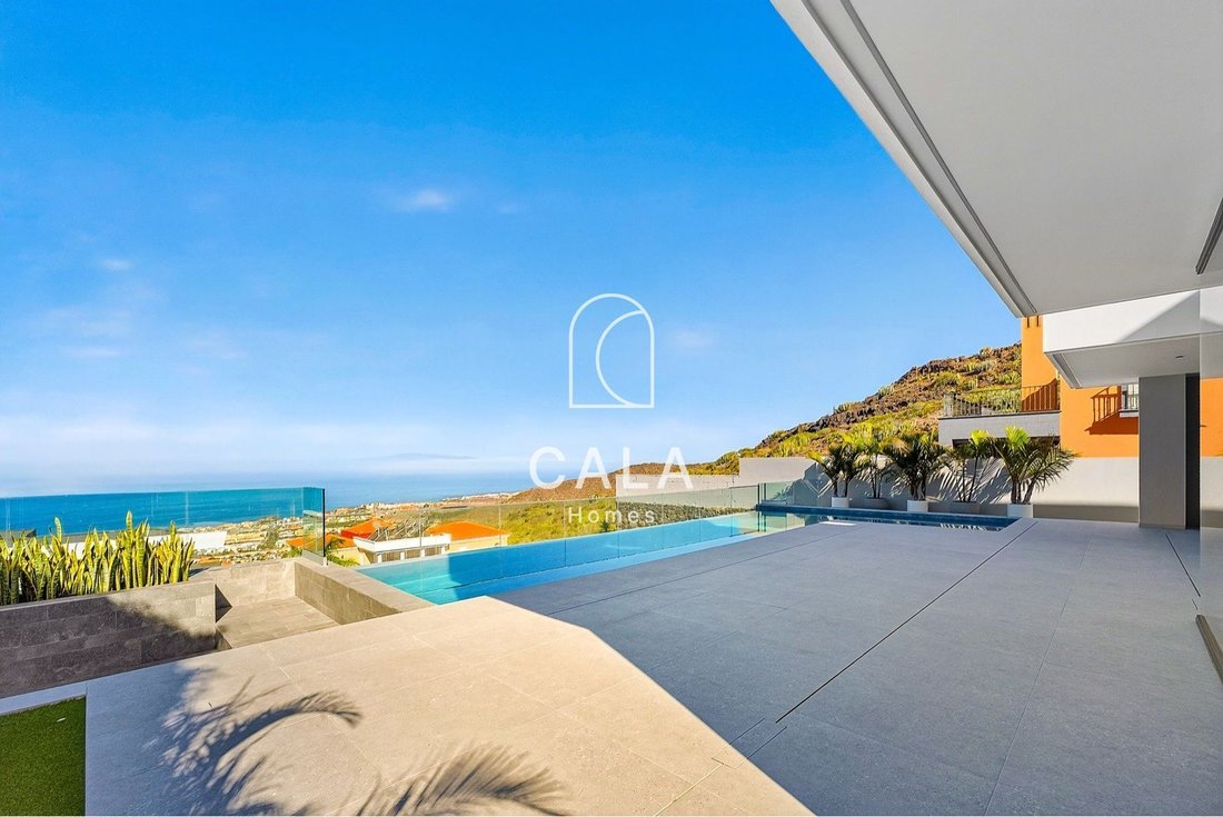 Villa in Adeje, Canary Islands, Spain 4 - 18680146