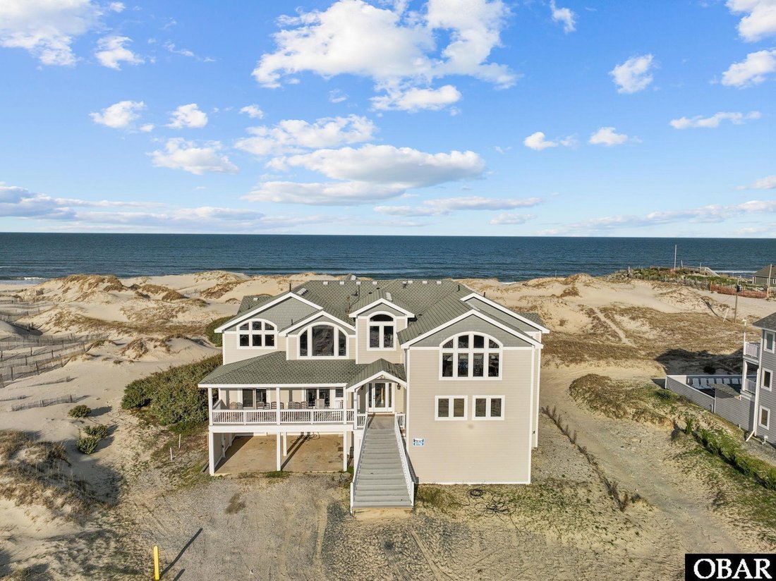 House in Corolla, North Carolina, United States 1 - 18680090