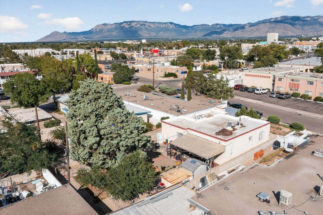 Albuquerque, New Mexico, United States 3 - 18682205