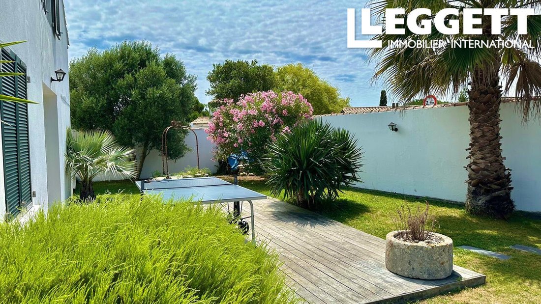 Villa in La Couarde-sur-Mer, Nouvelle-Aquitaine, France 5 - 18683765