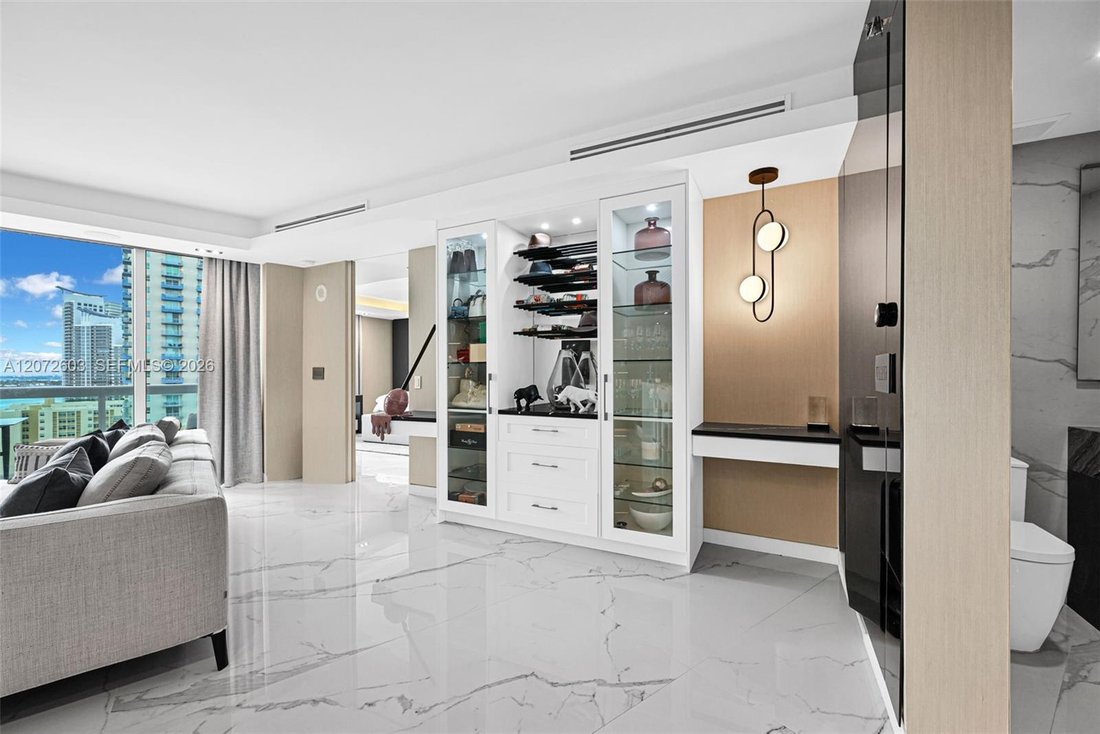 Condo in Miami Beach, Florida, United States 4 - 18683274