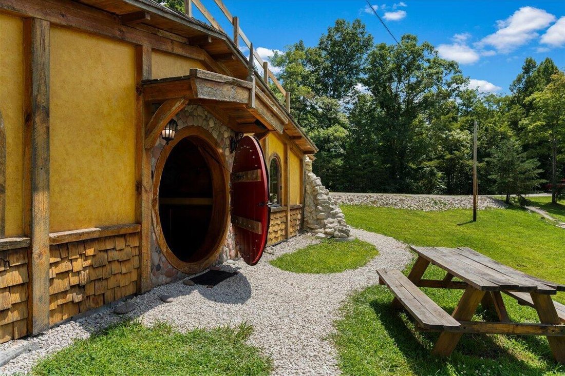 House in Rogers Location, Kentucky, United States 4 - 18680388