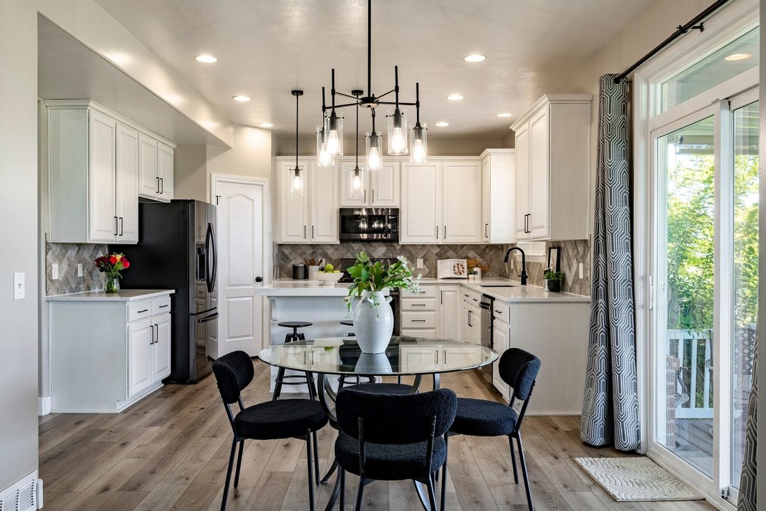 House in Syracuse, Utah, United States 4 - 18681157