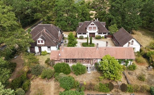House in Ligny-le-Ribault, Centre-Val de Loire, France 1