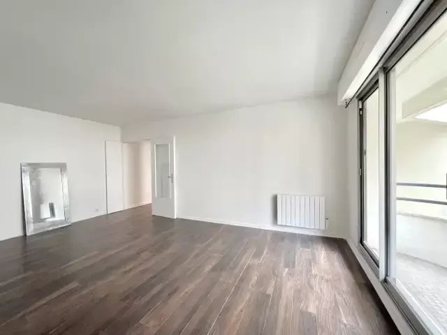 Apartment in Hôtel de Ville, Courbevoie, France 2 - 15869685