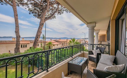 Appartamento a Nartelle-Noyer-Bellevue-bd dei Sardinaux, Sainte-Maxime, Francia 1