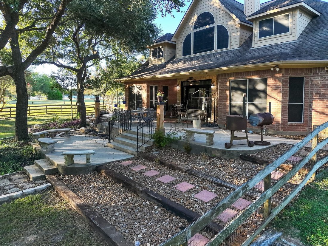 House in Sealy, Texas, United States 4 - 18573893